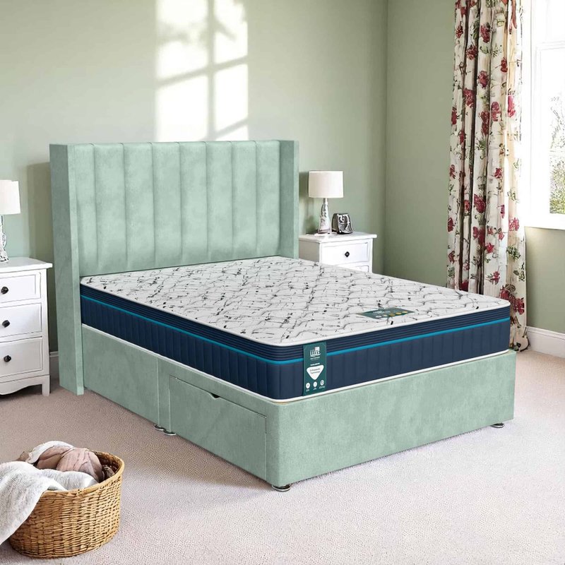 Venice Stripe Curved Divan-Light - Venice Duck Egg, Single 90 x 190 cm