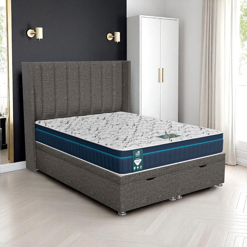 Wool Stripe Curved Ottoman - Chrome Wool, King Size 150 x 200 cm