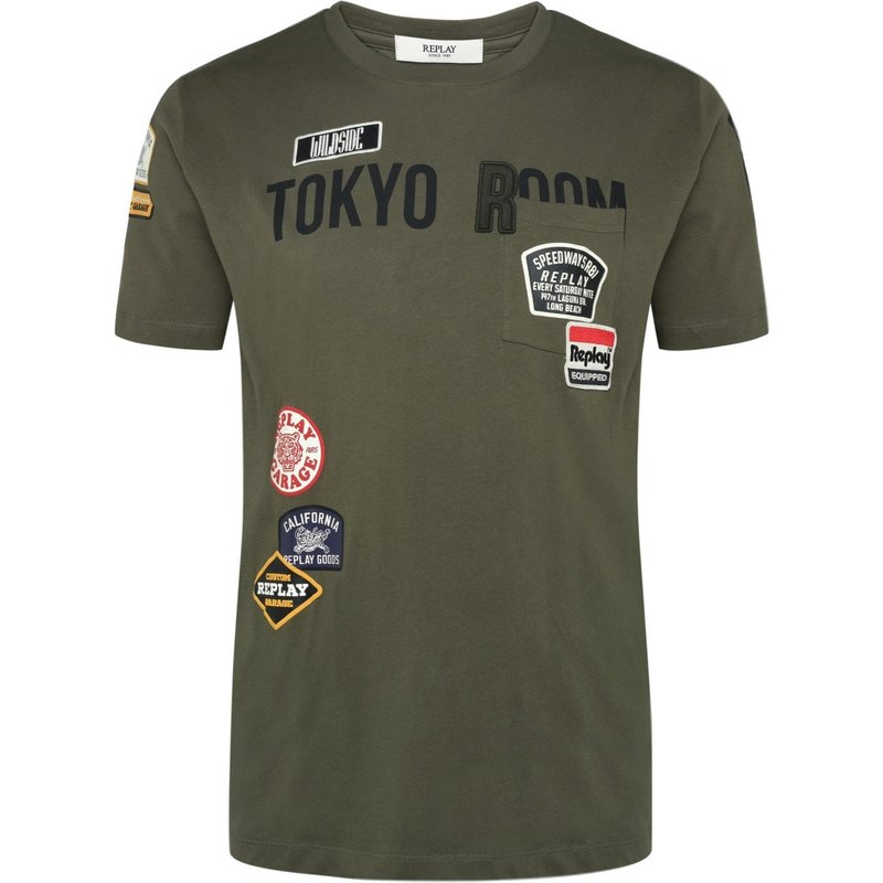 Replay T-Shirt Tokyo Room mit diversen Patches und Brusttasche