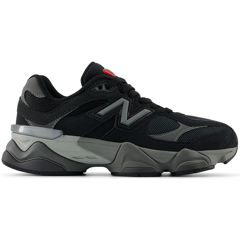 Levně Dětské boty New Balance GC9060BK – černé