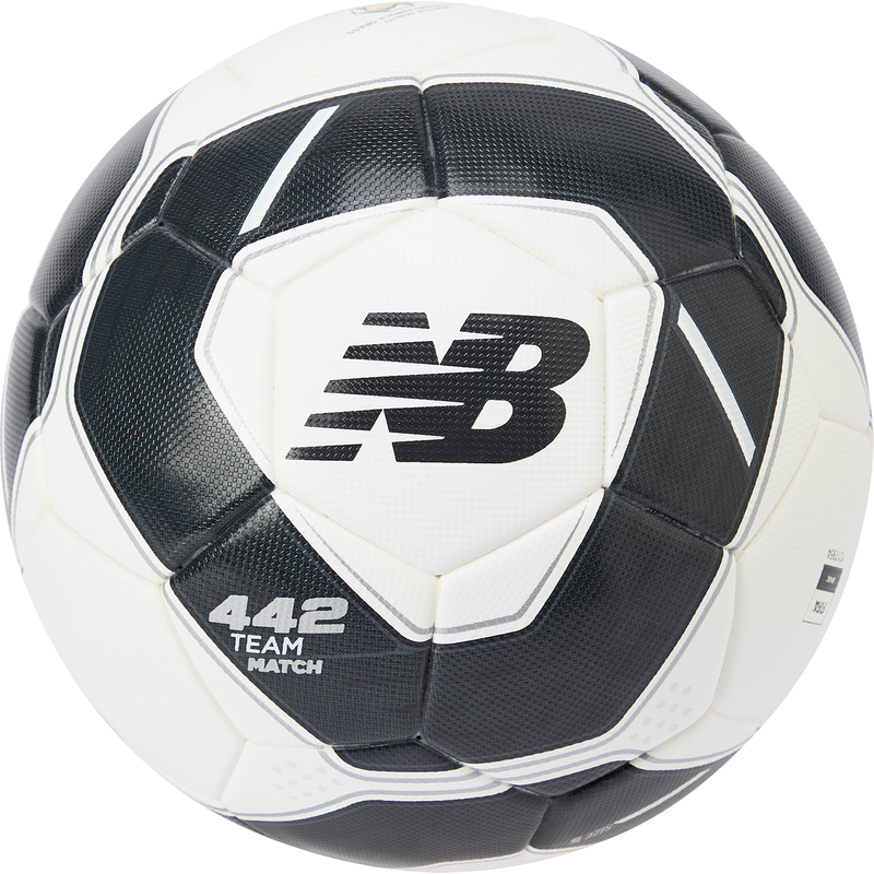 Levně Míč New Balance 442 TEAM MATCH FB23060GWLO – bílé