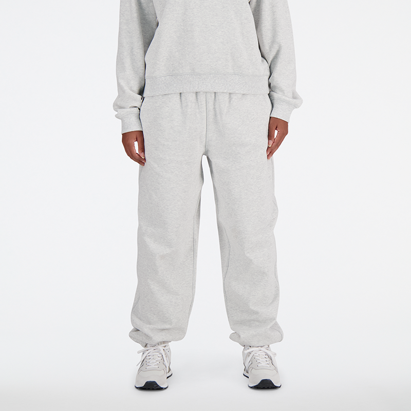 Levně Dámské kalhoty New Balance WP41513AHH – šedé