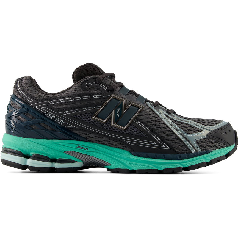 Levně Unisex boty New Balance U19068O6 – černé