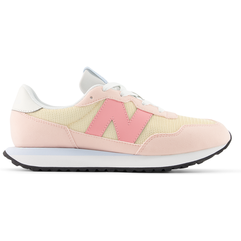Levně Dětské boty New Balance G237214 – růžové