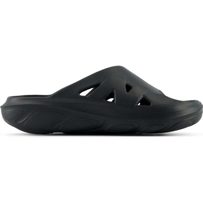 Levně Unisex pantofle New Balance RCVRYSK1 – černé