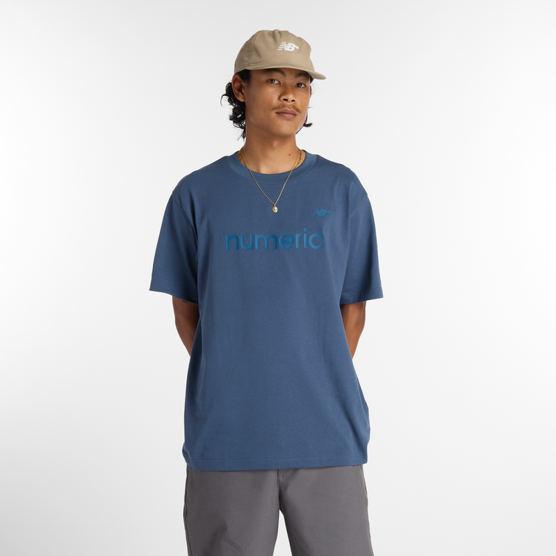 Levně Pánské tričko New Balance Numeric MT51955VTI – tmavomodrá