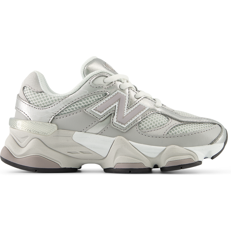 Levně Dětské boty New Balance P90609XP – šedé