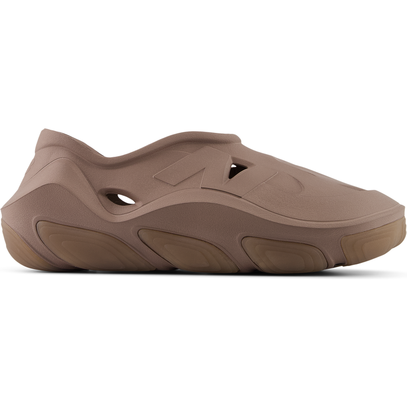 Levně Unisex boty New Balance Fresh Foam X RCVRY RCVRYEES – hnědý