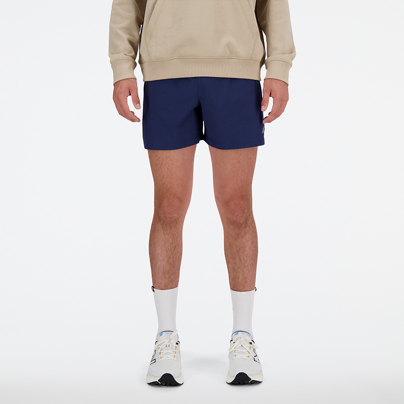Levně Pánské šortky New Balance MS41286NNY – tmavomodrá