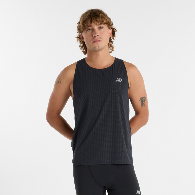 Levně Pánské tričko New Balance MT51205BK – černé