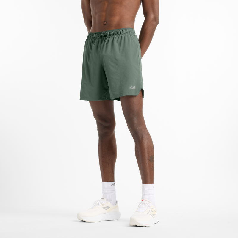 Levně Pánské šortky New Balance MS41283DKJ – zelené