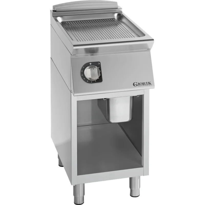 Giorik Freestanding FRG72CRX Gas Griddle - Ribbed Plate