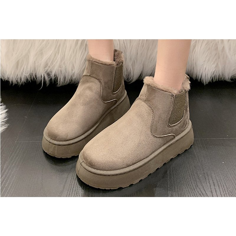 Unisex UK 6.5 / KHAKI: A pair of - faux fur platform Chelsea boots | Wowcher