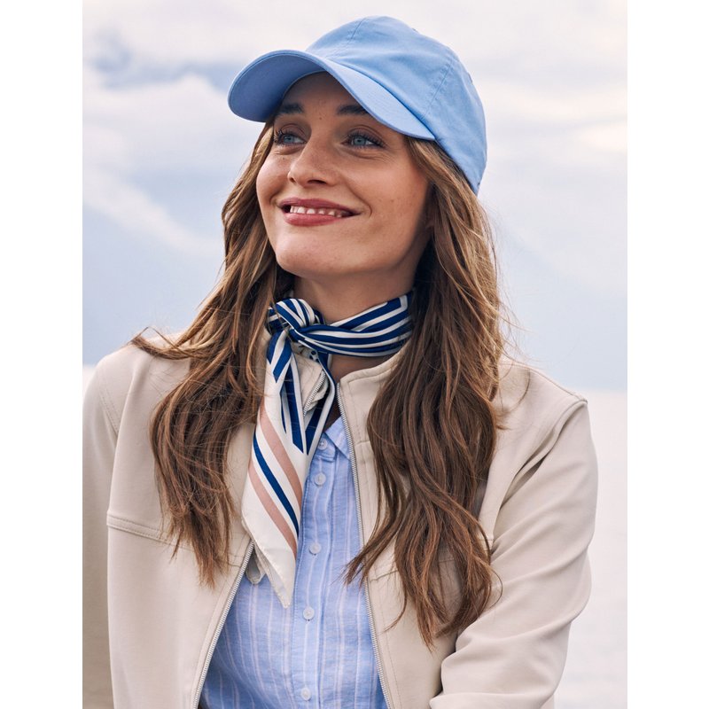 Im Trend: Nickituch mit Streifen