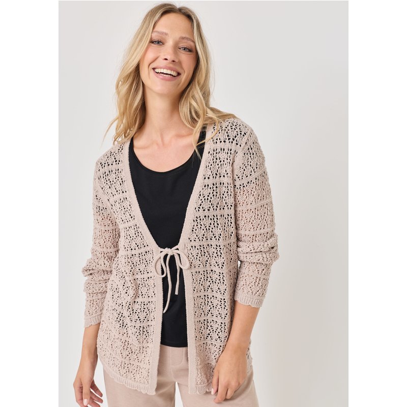 Strickjacke im Häkel-Look