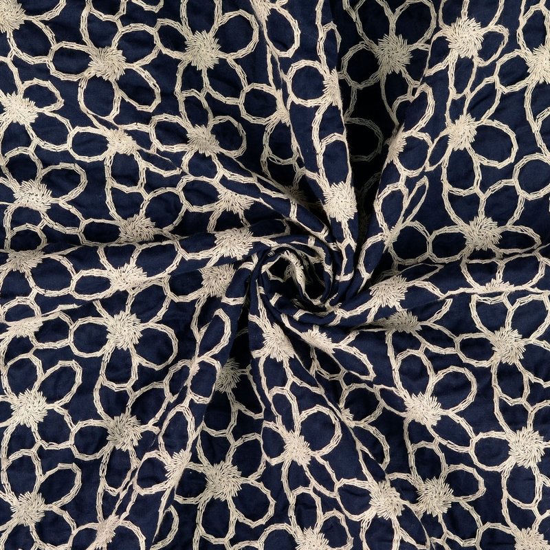 Tissu broderie anglaise motif floral bleu marine - Mondial Tissus