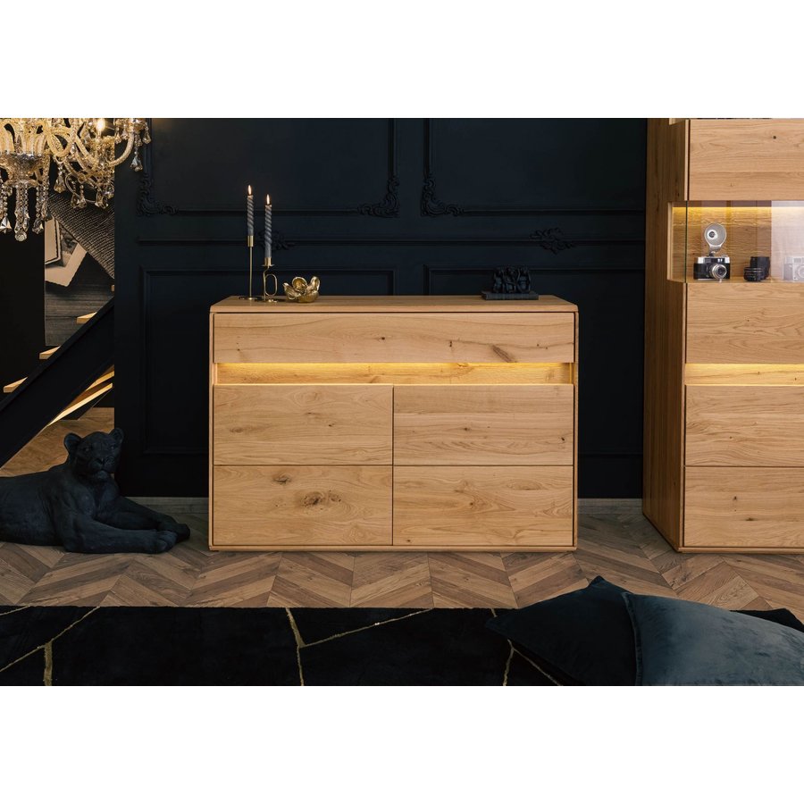 Sideboard Wildeiche inkl. LED 123x43,5x86 natur geölt CARDIFF #131 G+K Sideboard Wildeiche inkl. LED ,5x86 natur geölt CARDIFF