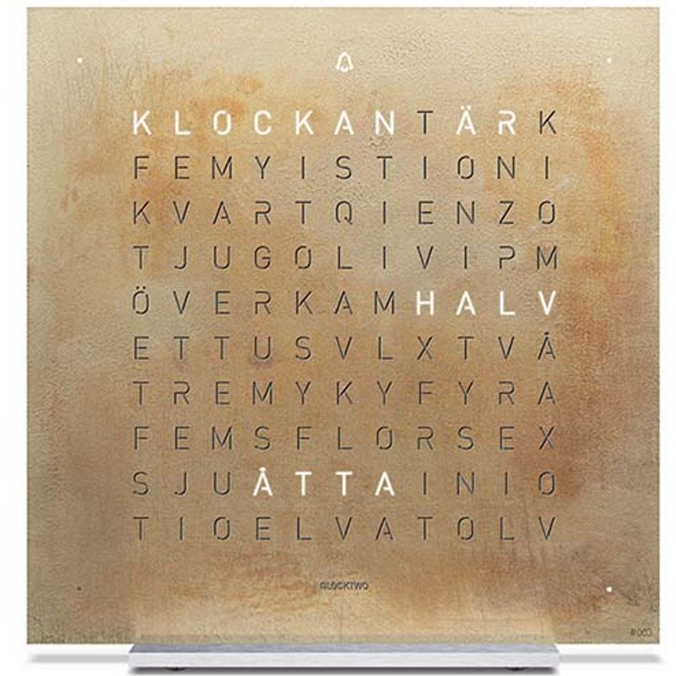 QlockTwo Earth 13.5 Special Edition från QlockTwo